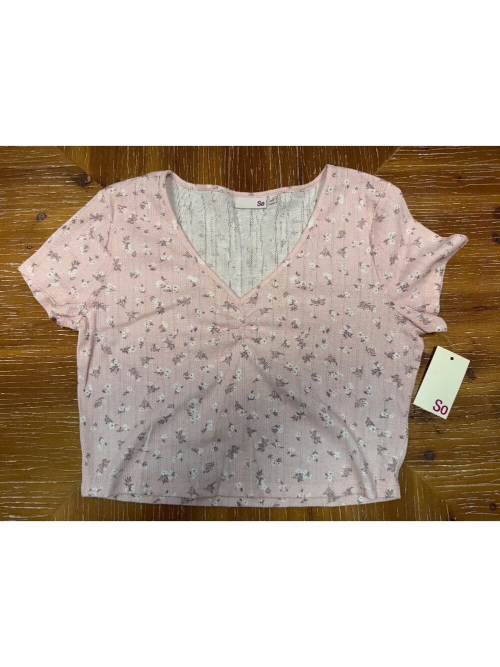 So Pink Floral Print Cropped V-Neck Tee Size L